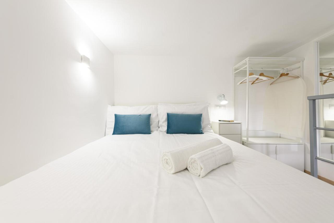 Apartamento Napoli In Bed Exterior foto