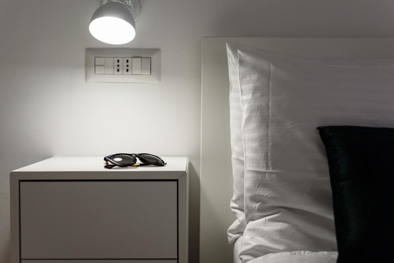 Apartamento Napoli In Bed Exterior foto
